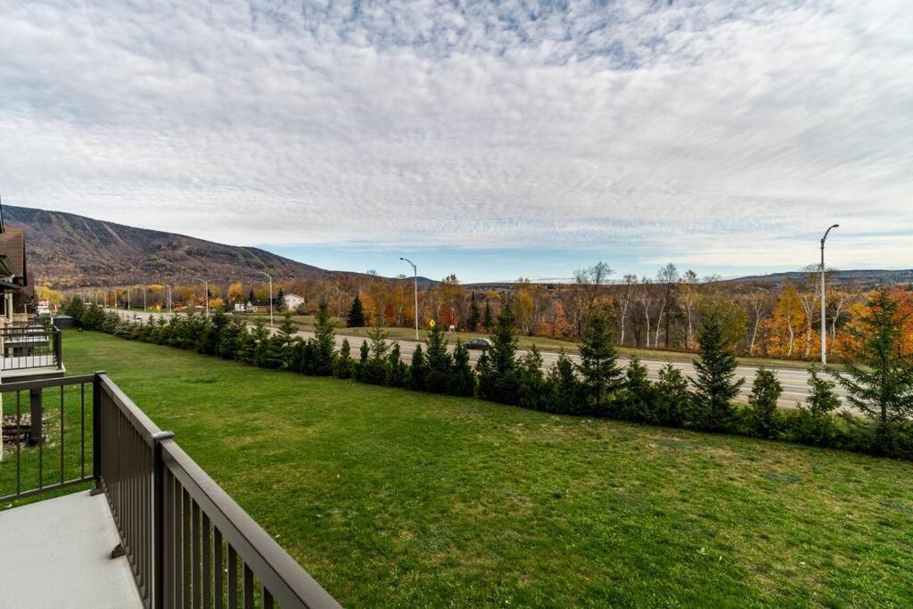 Appartamento Initial - Boho - Mont-Sainte-Anne Beaupré Esterno foto