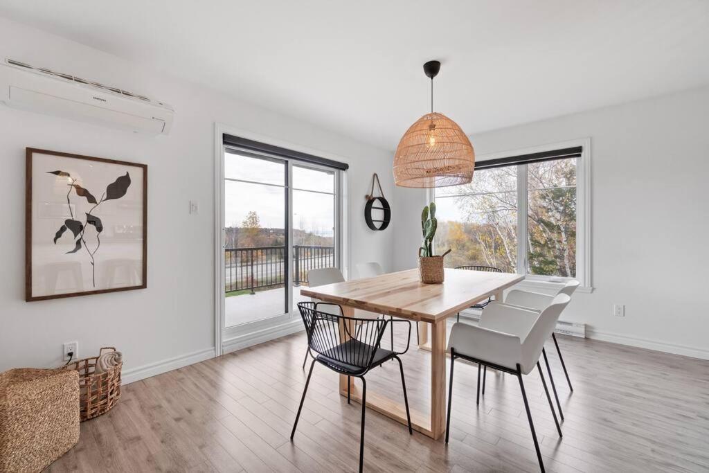 Appartamento Initial - Boho - Mont-Sainte-Anne Beaupré Esterno foto